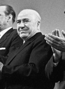 Портрет: Александр Александрович Дейнека