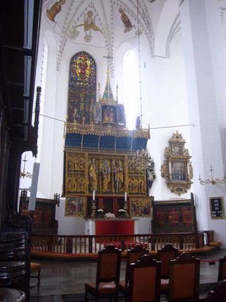 Алтарь