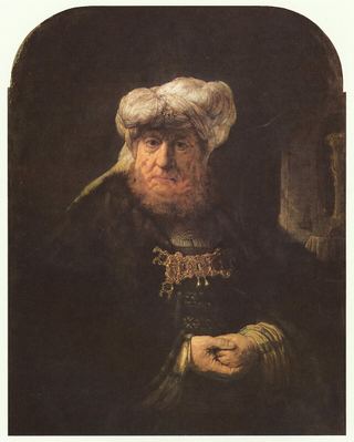 Мужчина в восточном костюме