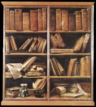 Книжные полки с нотами