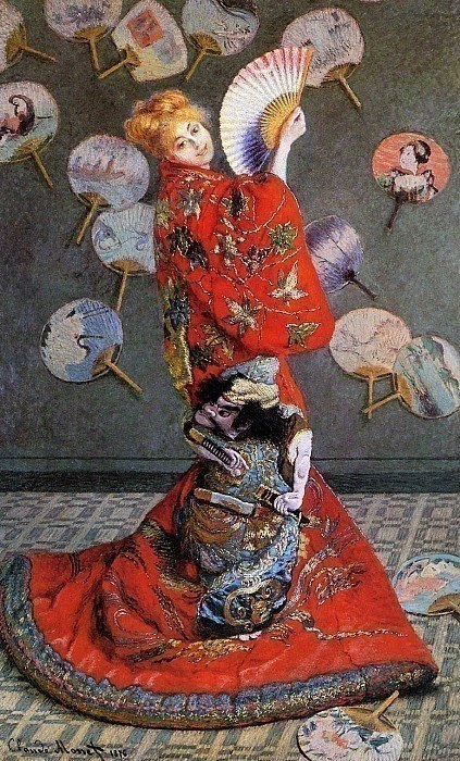 Камилла Моне в японском костюме